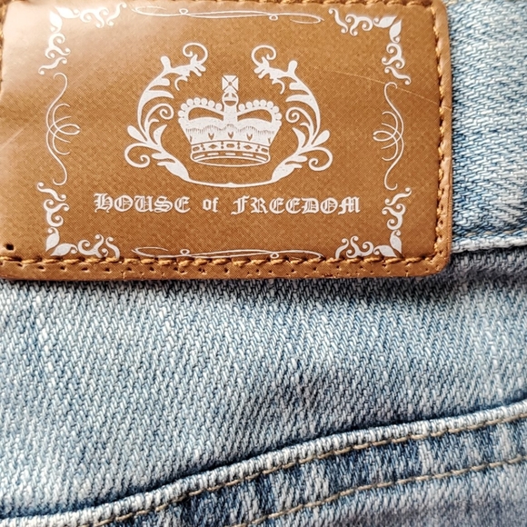 Straight Leg jeans - Picture 3 of 3